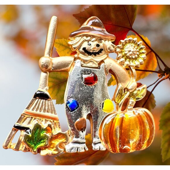 Scarecrow Brooch Pin New Fall Pumpkin Autumn Leaves Rake Sunflower Overalls - Picture 2 of 12